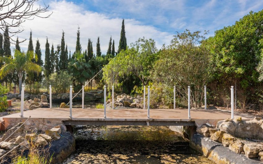 Herverkoop - Country House -
Catral