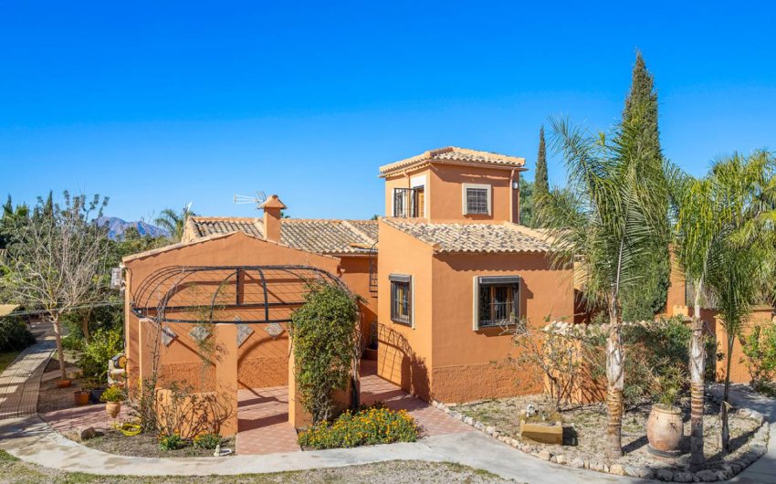 Herverkoop - Country House -
Catral