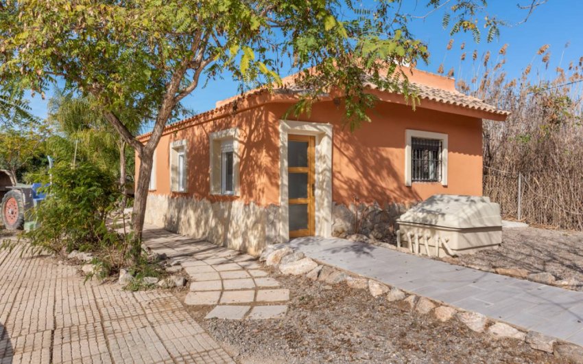 Herverkoop - Country House -
Catral