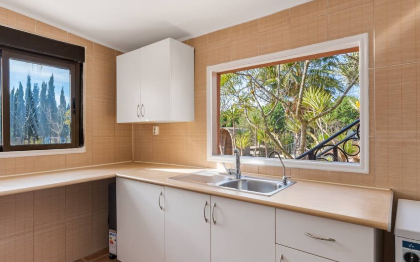 Herverkoop - Country House -
Catral