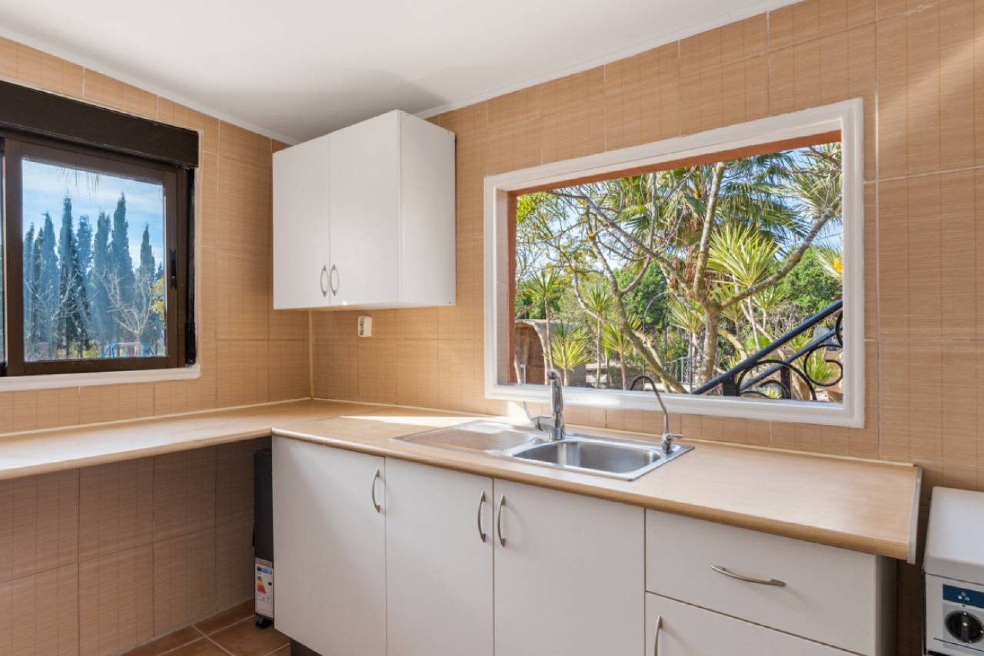 Herverkoop - Country House -
Catral