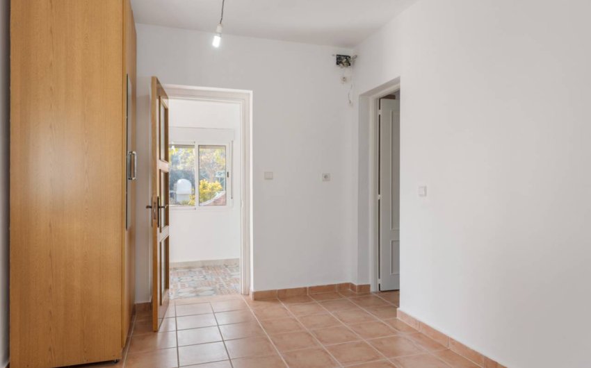 Herverkoop - Country House -
Catral