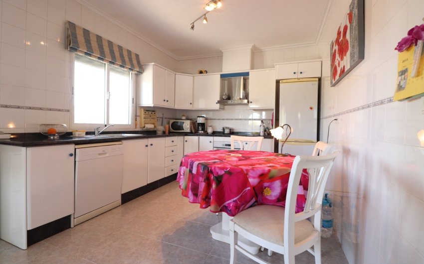 Herverkoop - Country House -
Catral