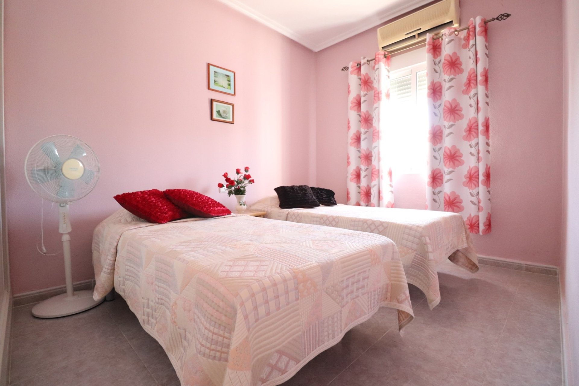 Herverkoop - Country House -
Catral