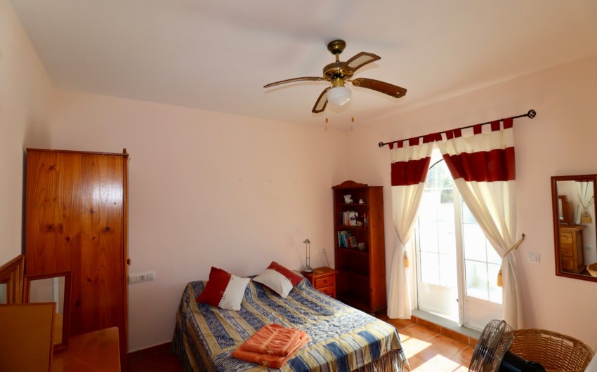 Herverkoop - Country House -
Catral