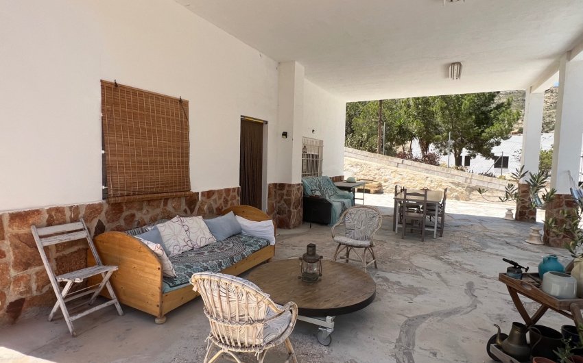Herverkoop - Country House -
Crevillent - Inland