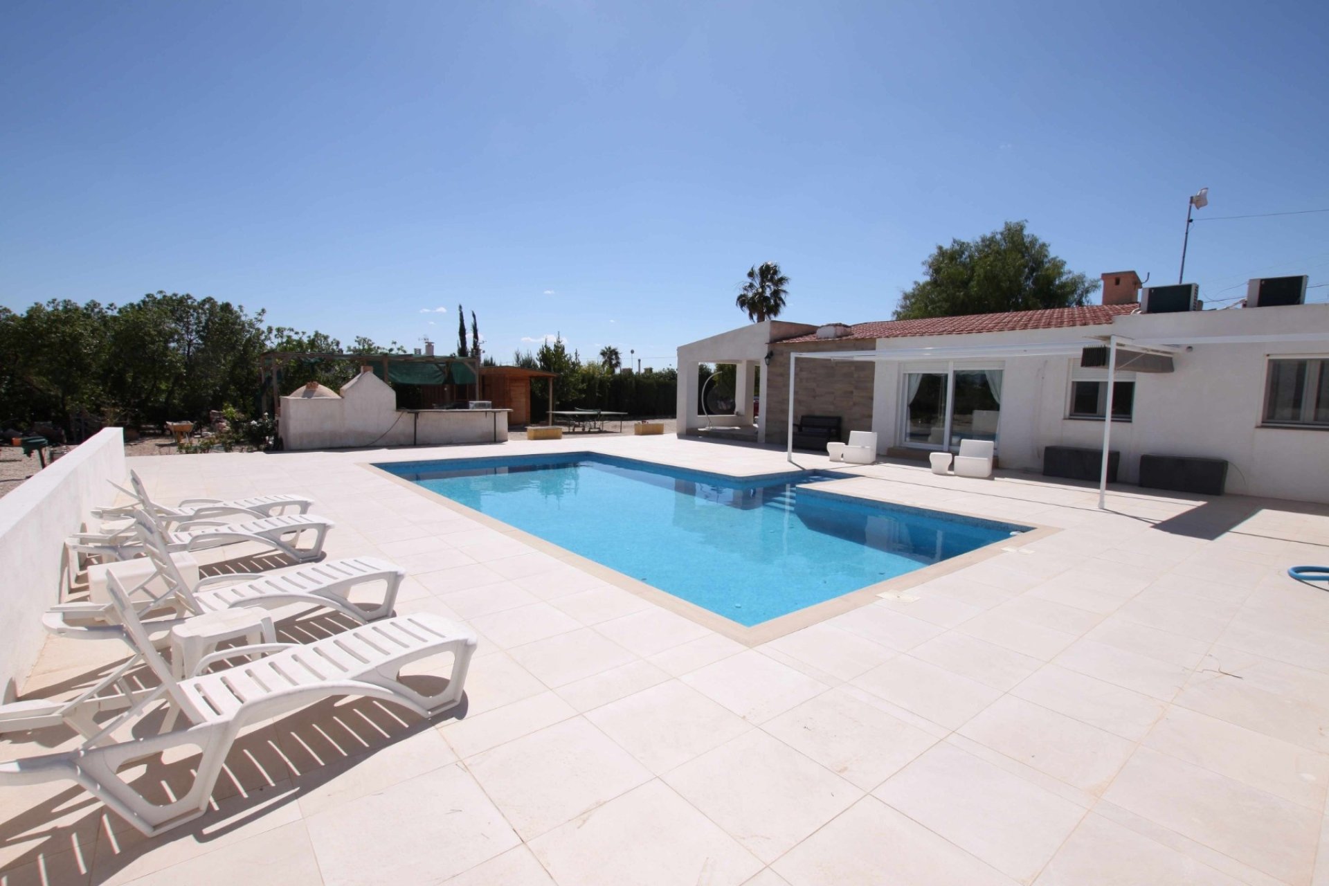 Herverkoop - Country House -
Crevillente