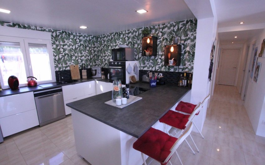 Herverkoop - Country House -
Crevillente