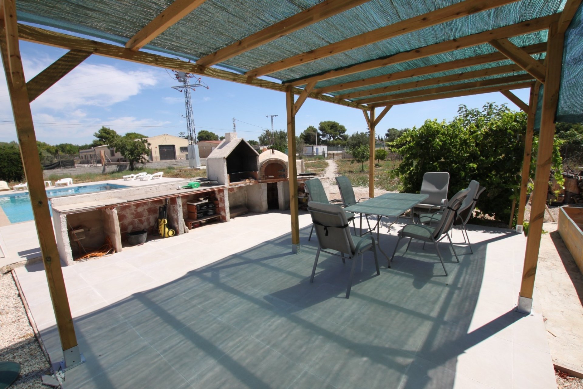 Herverkoop - Country House -
Crevillente