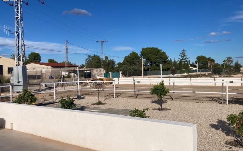 Herverkoop - Country House -
Crevillente