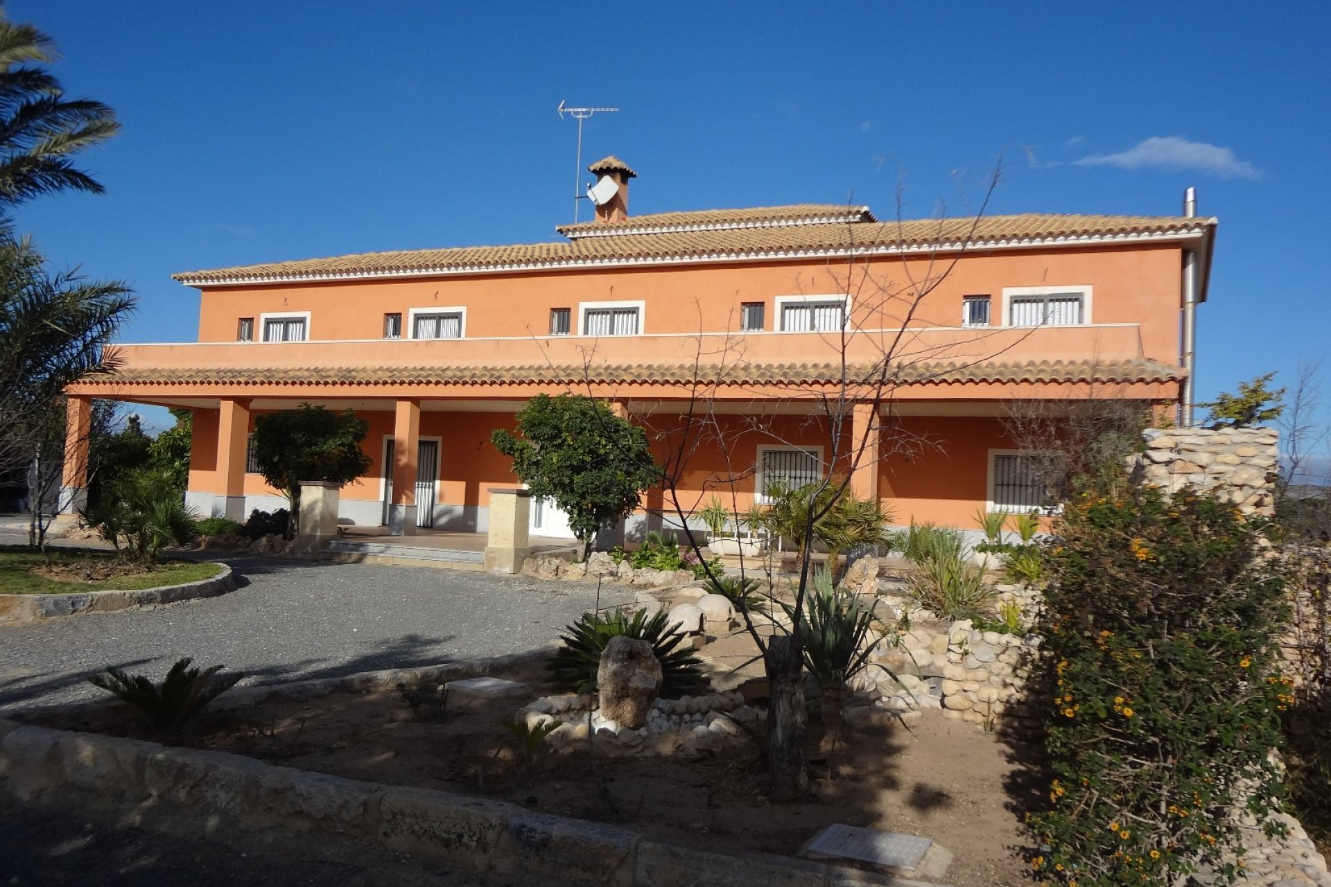 Herverkoop - Country House -
El Altet