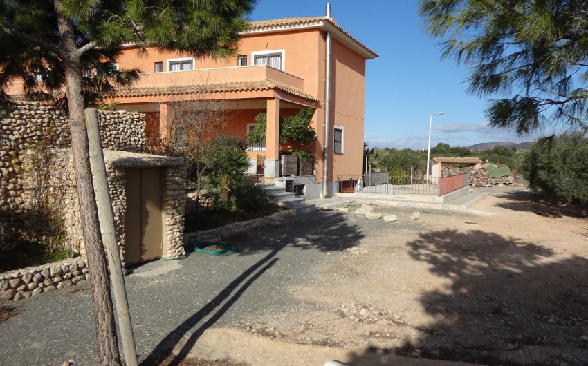 Herverkoop - Country House -
El Altet