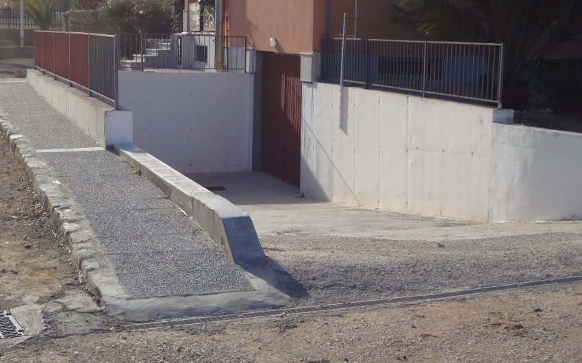 Herverkoop - Country House -
El Altet