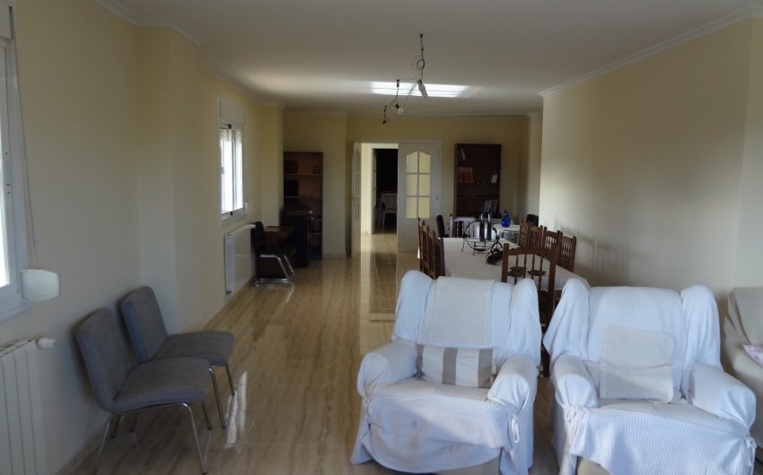 Herverkoop - Country House -
El Altet