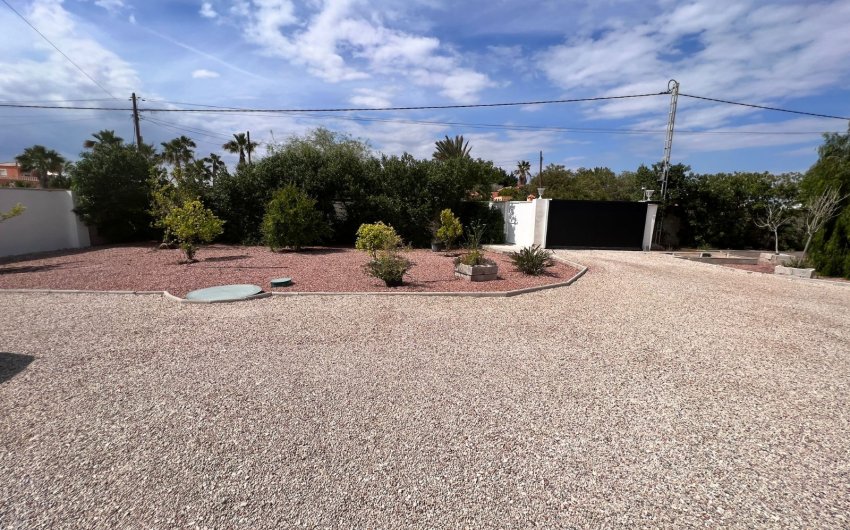 Herverkoop - Country House -
Elche - La Marina