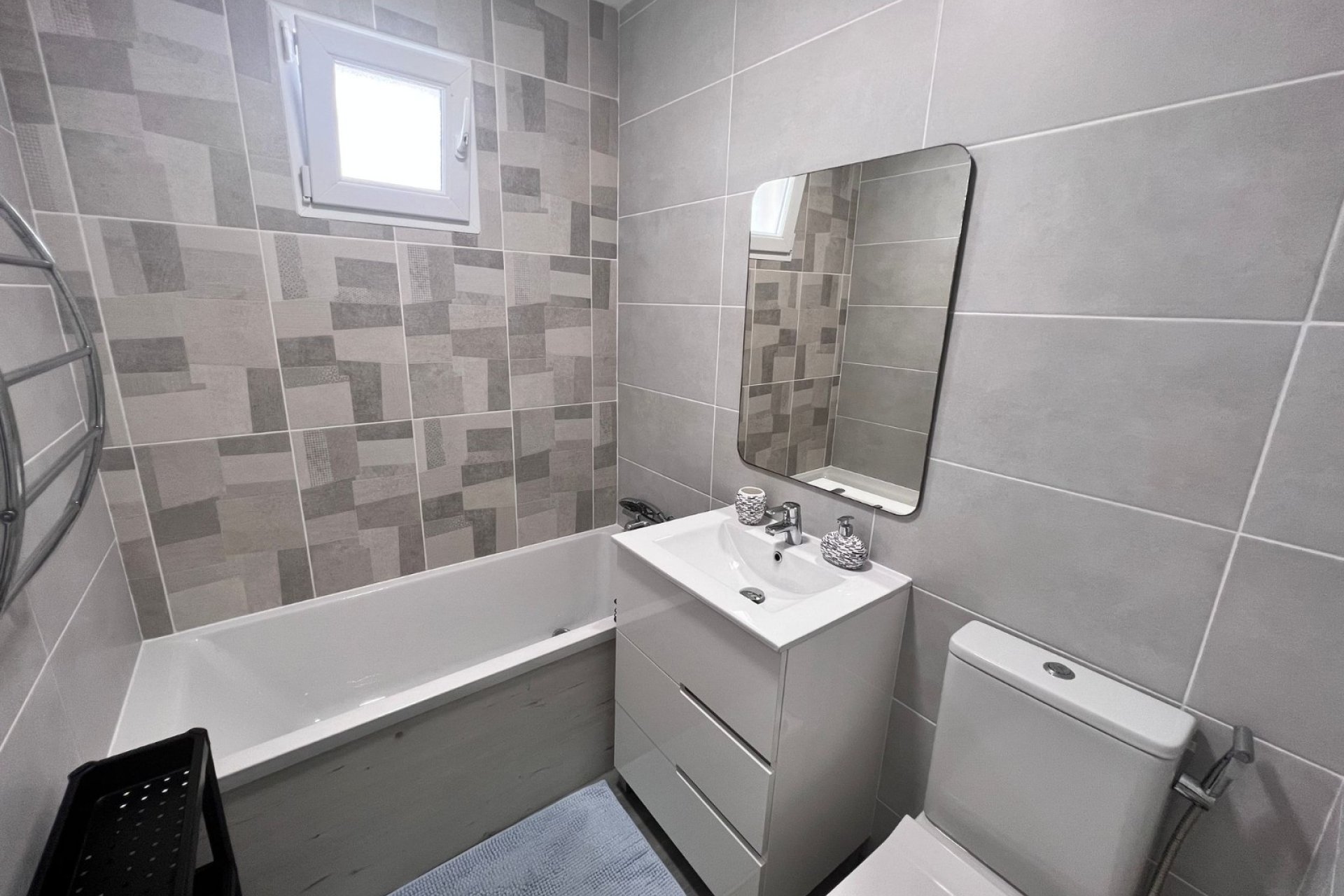 Herverkoop - Country House -
Elche - La Marina