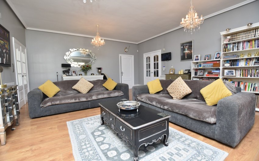 Herverkoop - Country House -
Heredades - Heradades