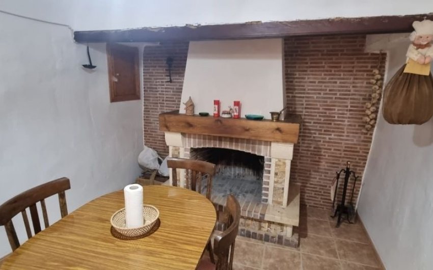 Herverkoop - Country House -
Hondón de las Nieves - Inland