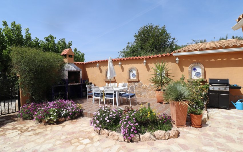 Herverkoop - Country House -
Hondón de las Nieves - LA CANALOSA