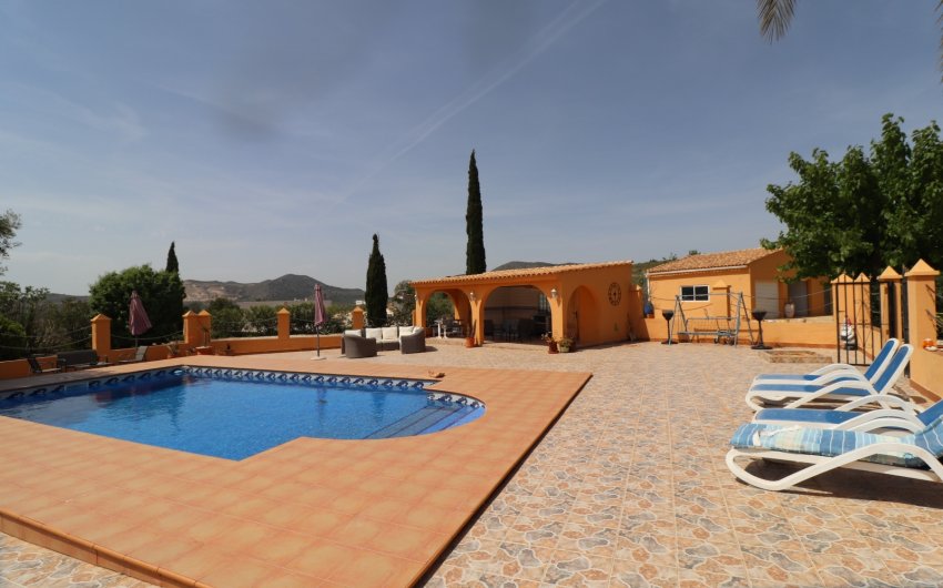 Herverkoop - Country House -
Hondón de las Nieves - LA CANALOSA