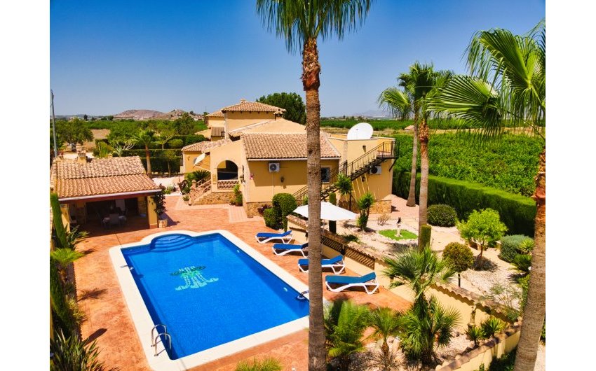 Herverkoop - Country House -
La Murada