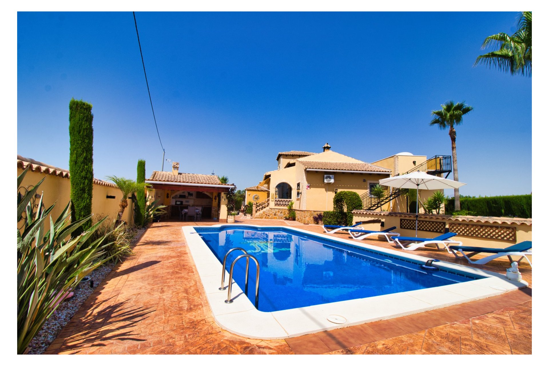 Herverkoop - Country House -
La Murada