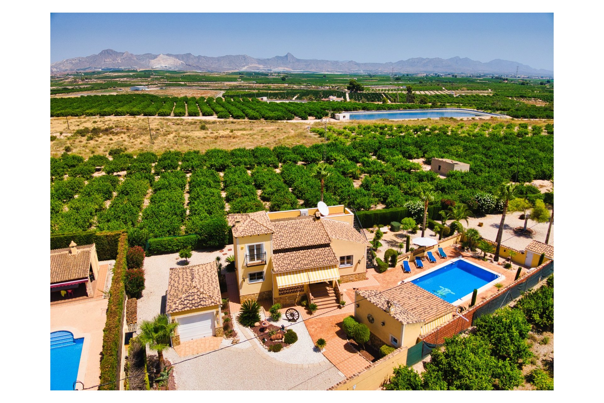 Herverkoop - Country House -
La Murada