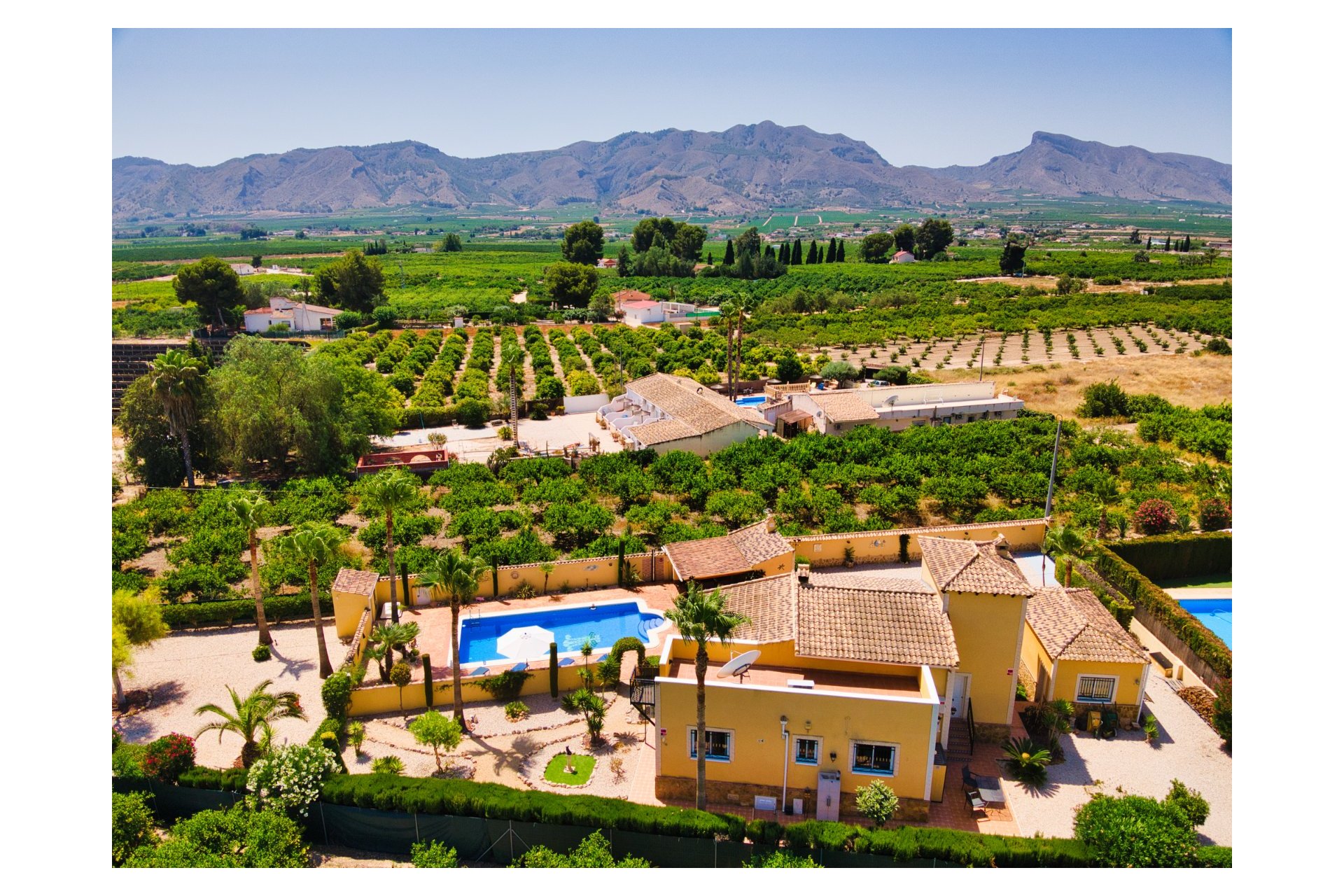 Herverkoop - Country House -
La Murada