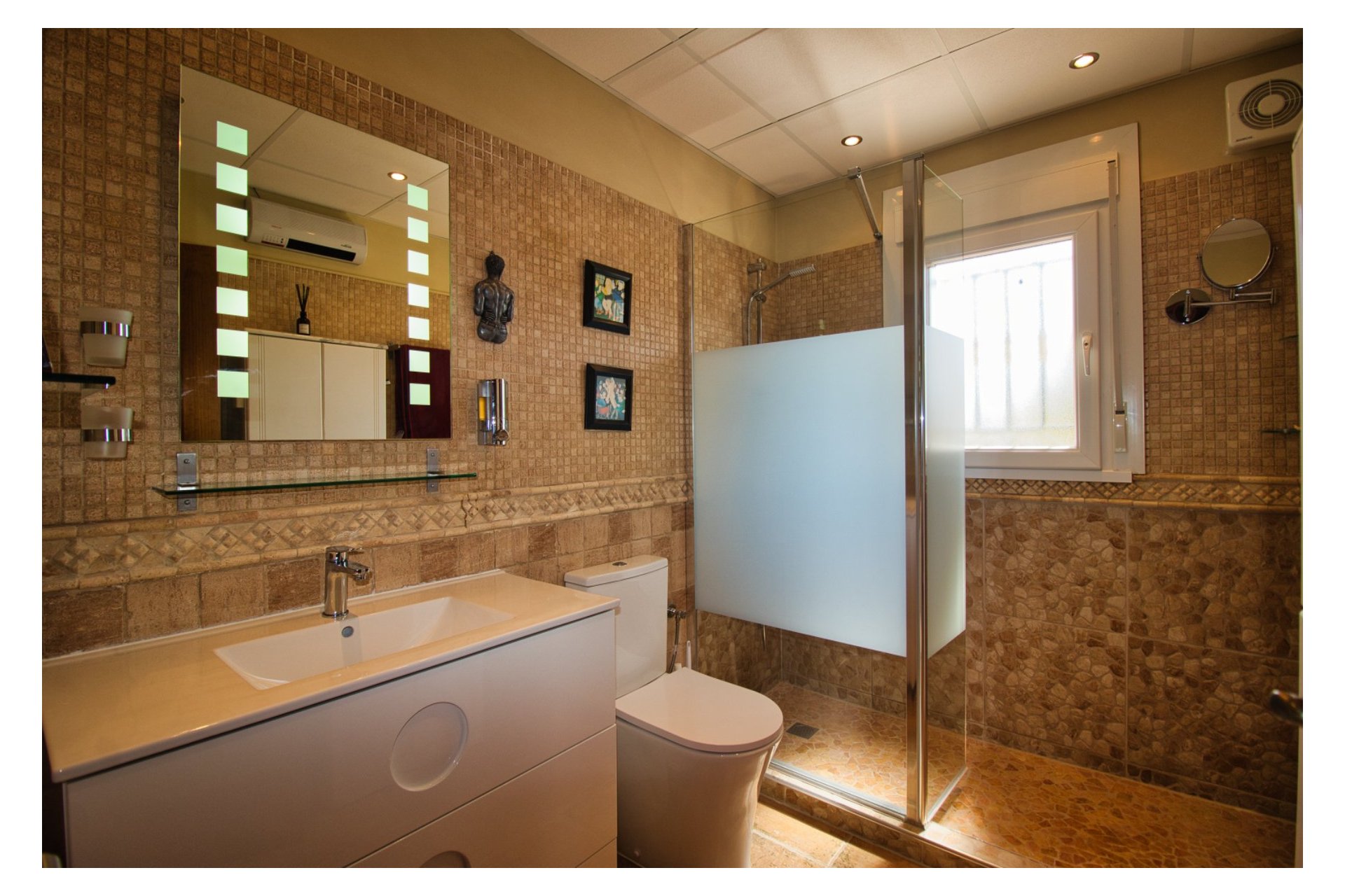 Herverkoop - Country House -
La Murada