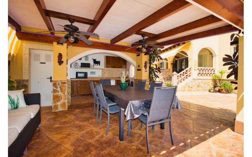 Herverkoop - Country House -
La Murada