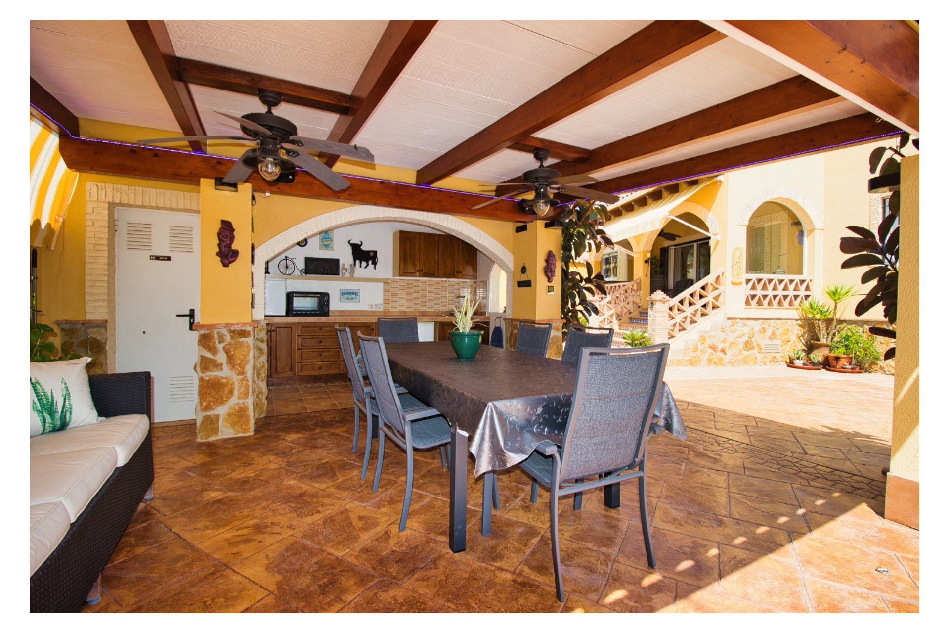 Herverkoop - Country House -
La Murada