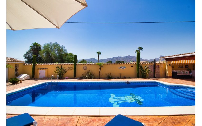 Herverkoop - Country House -
La Murada