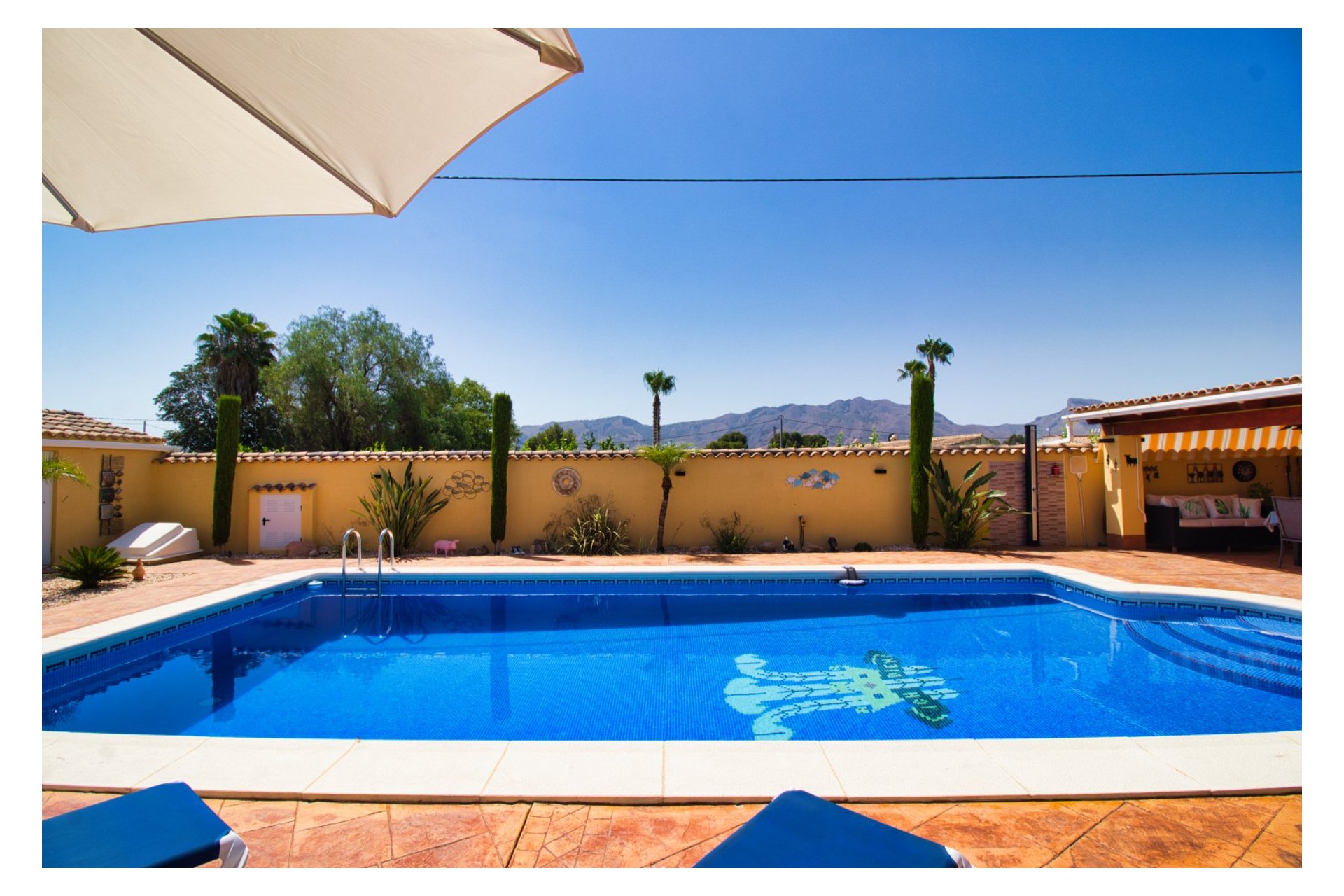 Herverkoop - Country House -
La Murada