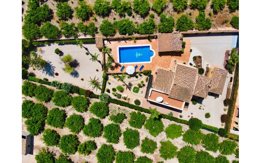 Herverkoop - Country House -
La Murada