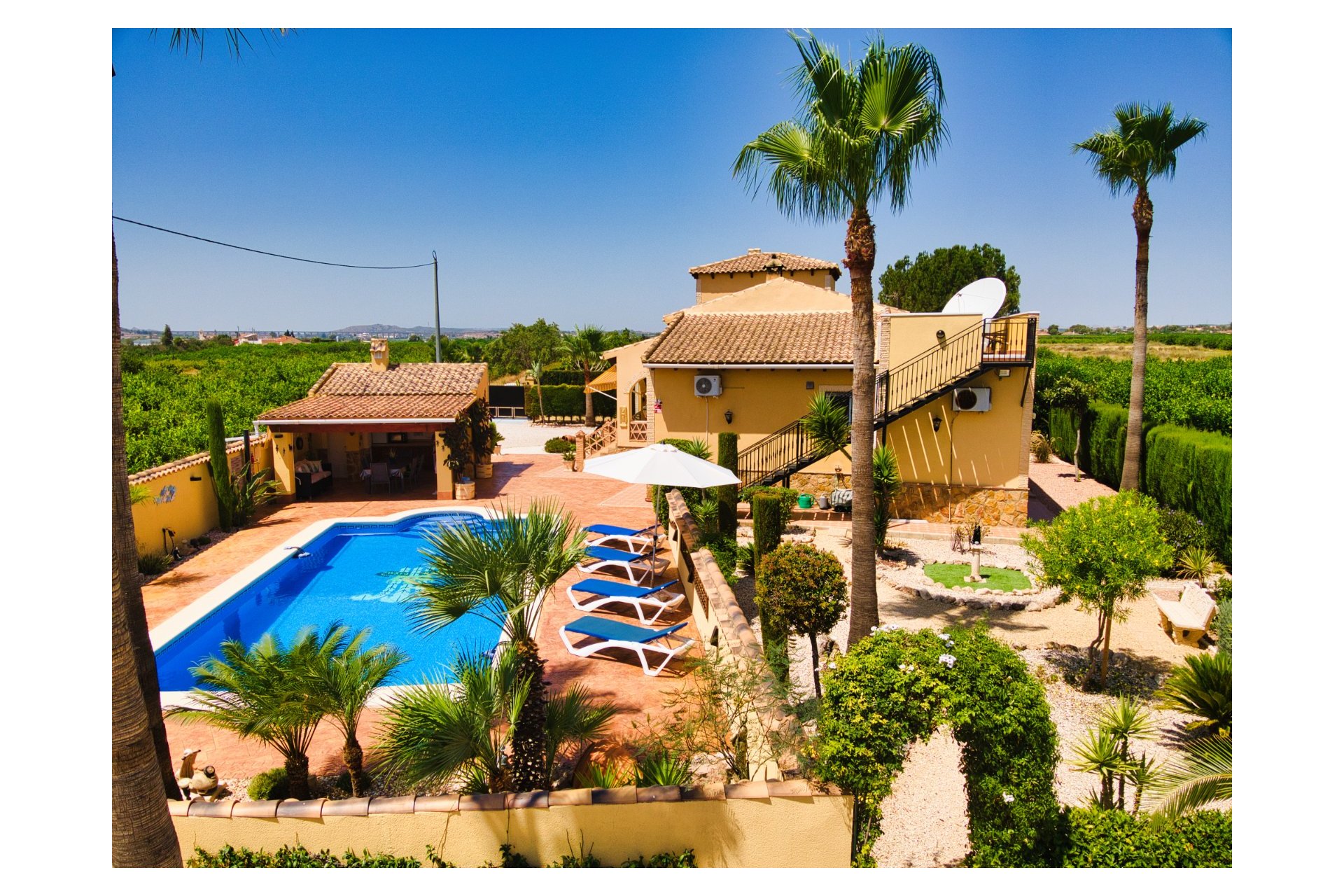 Herverkoop - Country House -
La Murada