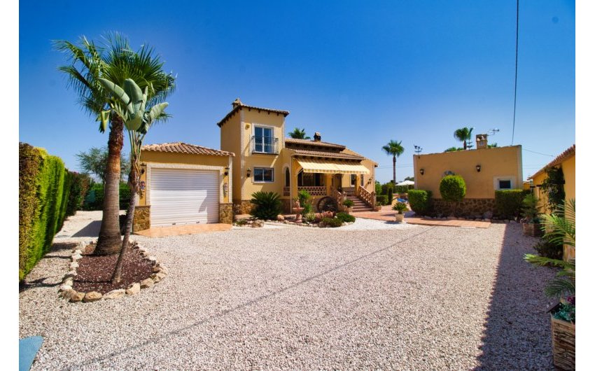 Herverkoop - Country House -
La Murada