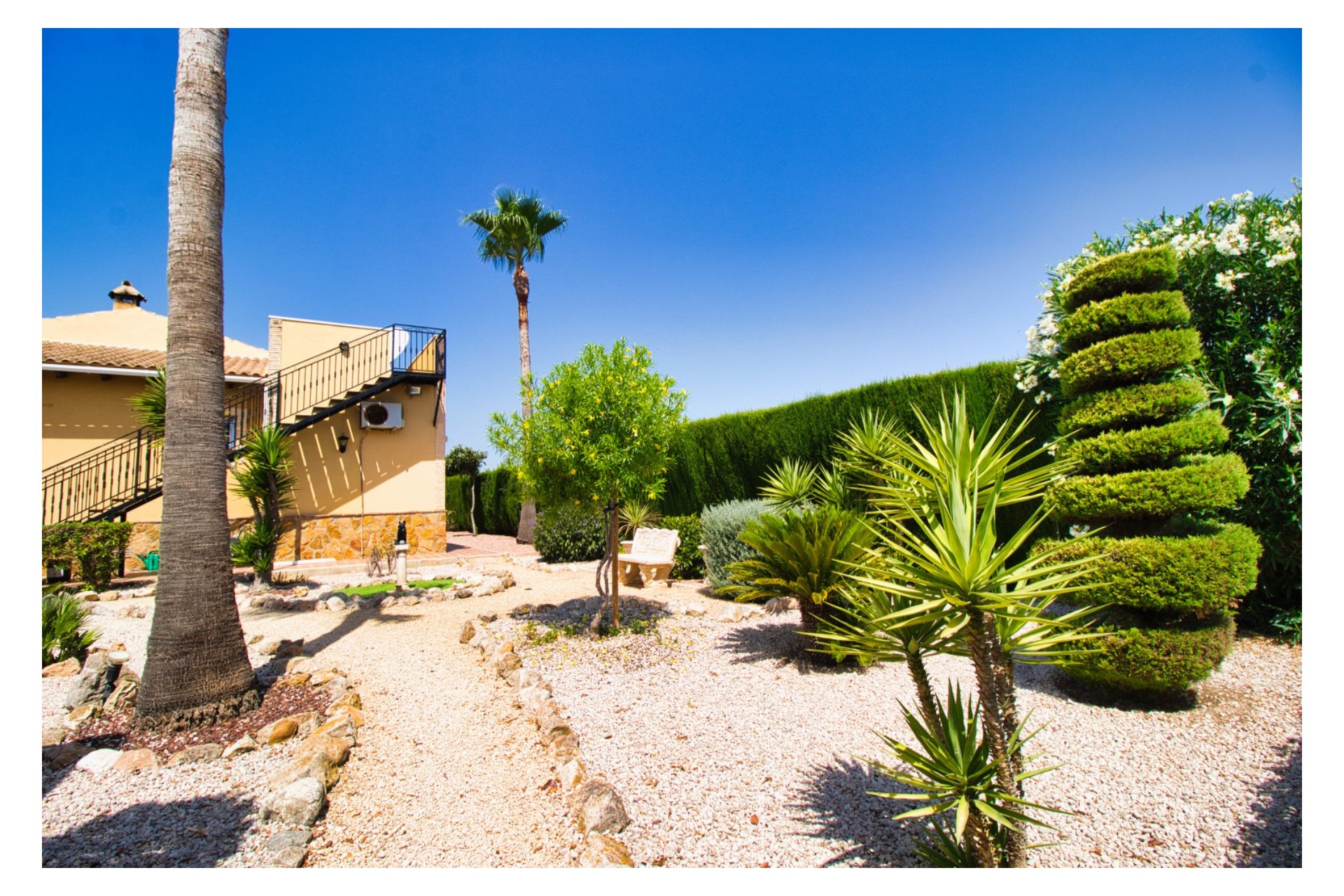 Herverkoop - Country House -
La Murada