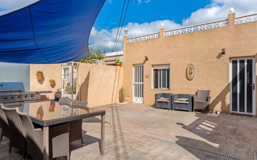 Herverkoop - Country House -
Los Montesinos