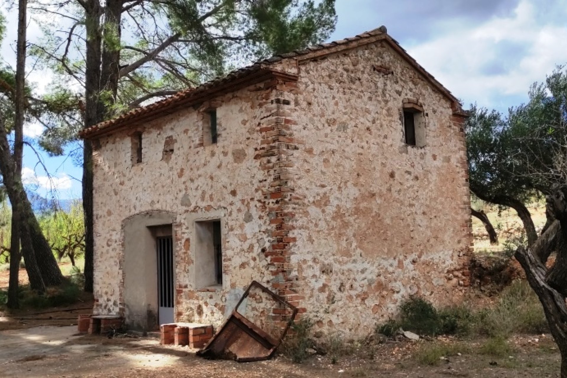 Herverkoop - Country House -
Muro de Alcoy