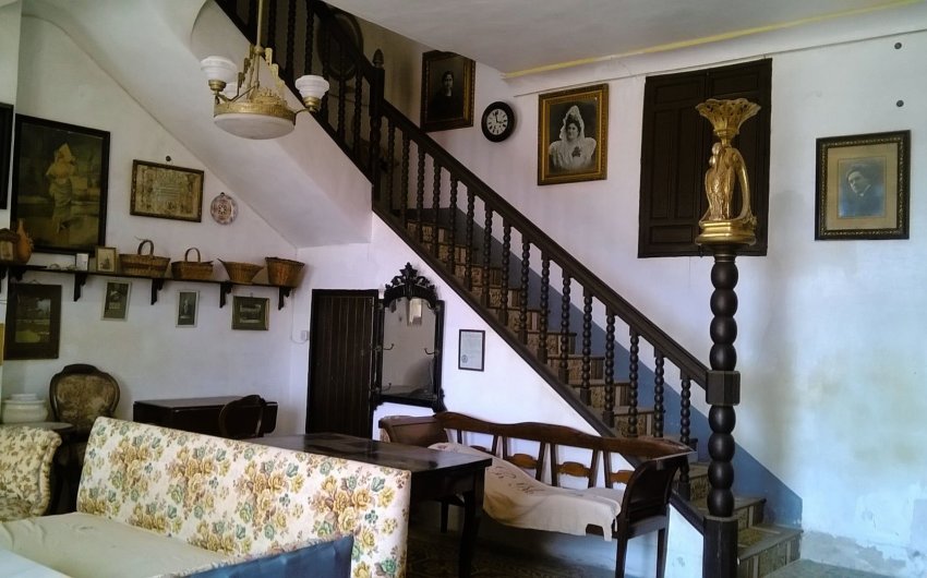 Herverkoop - Country House -
Orihuela - Inland