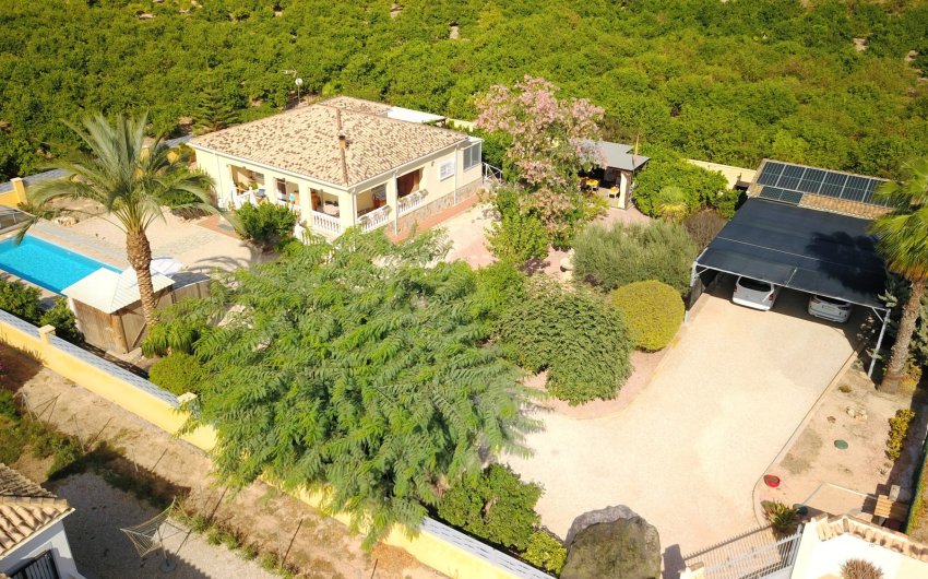 Herverkoop - Country House -
Orihuela - La Campaneta