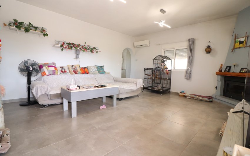 Herverkoop - Country House -
Orihuela - La Campaneta