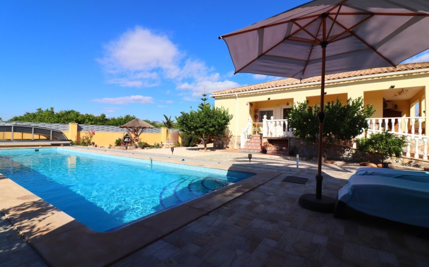 Herverkoop - Country House -
Orihuela - La Campaneta