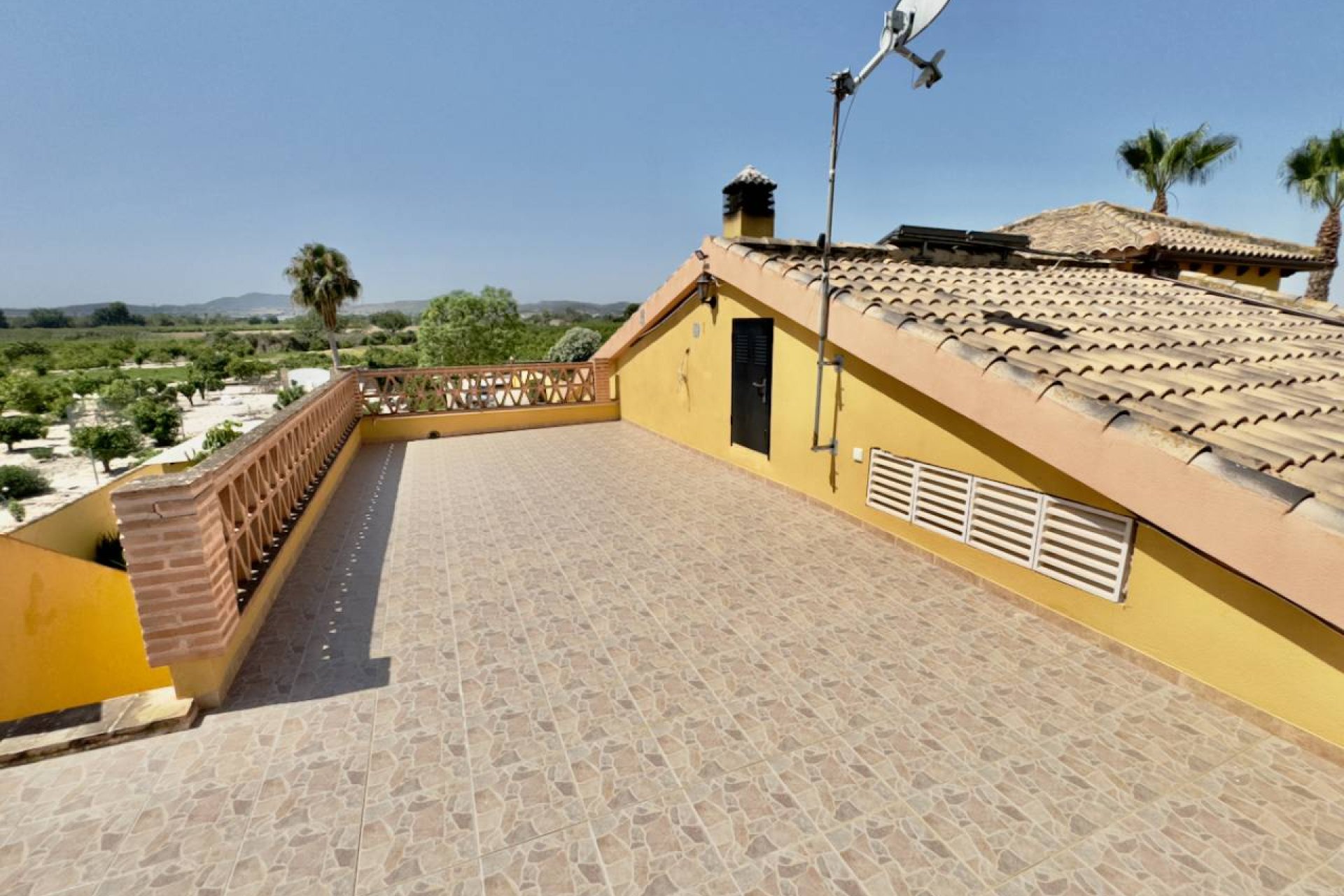 Herverkoop - Country House -
Orihuela