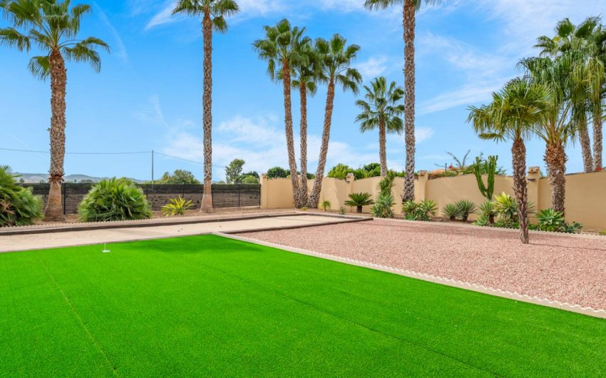 Herverkoop - Country House -
Rafal