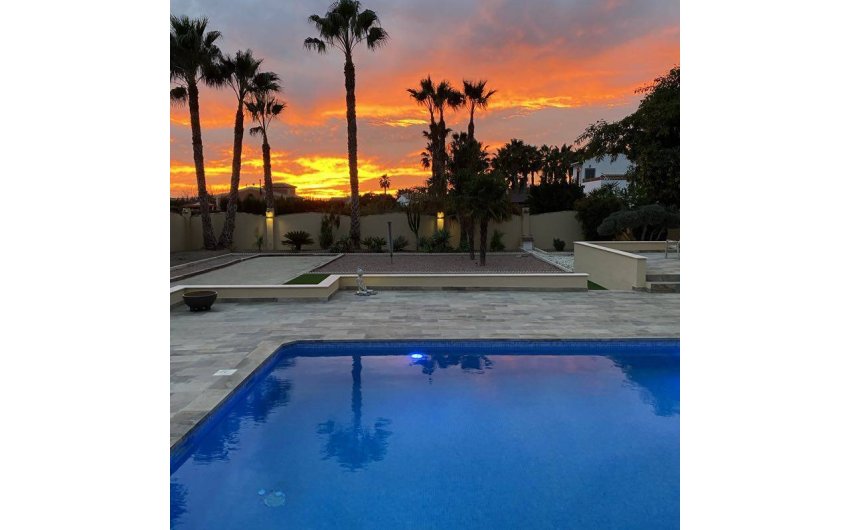 Herverkoop - Country House -
Rafal