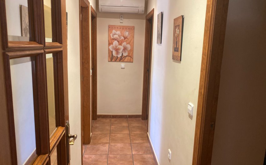 Herverkoop - Country House -
Salinas