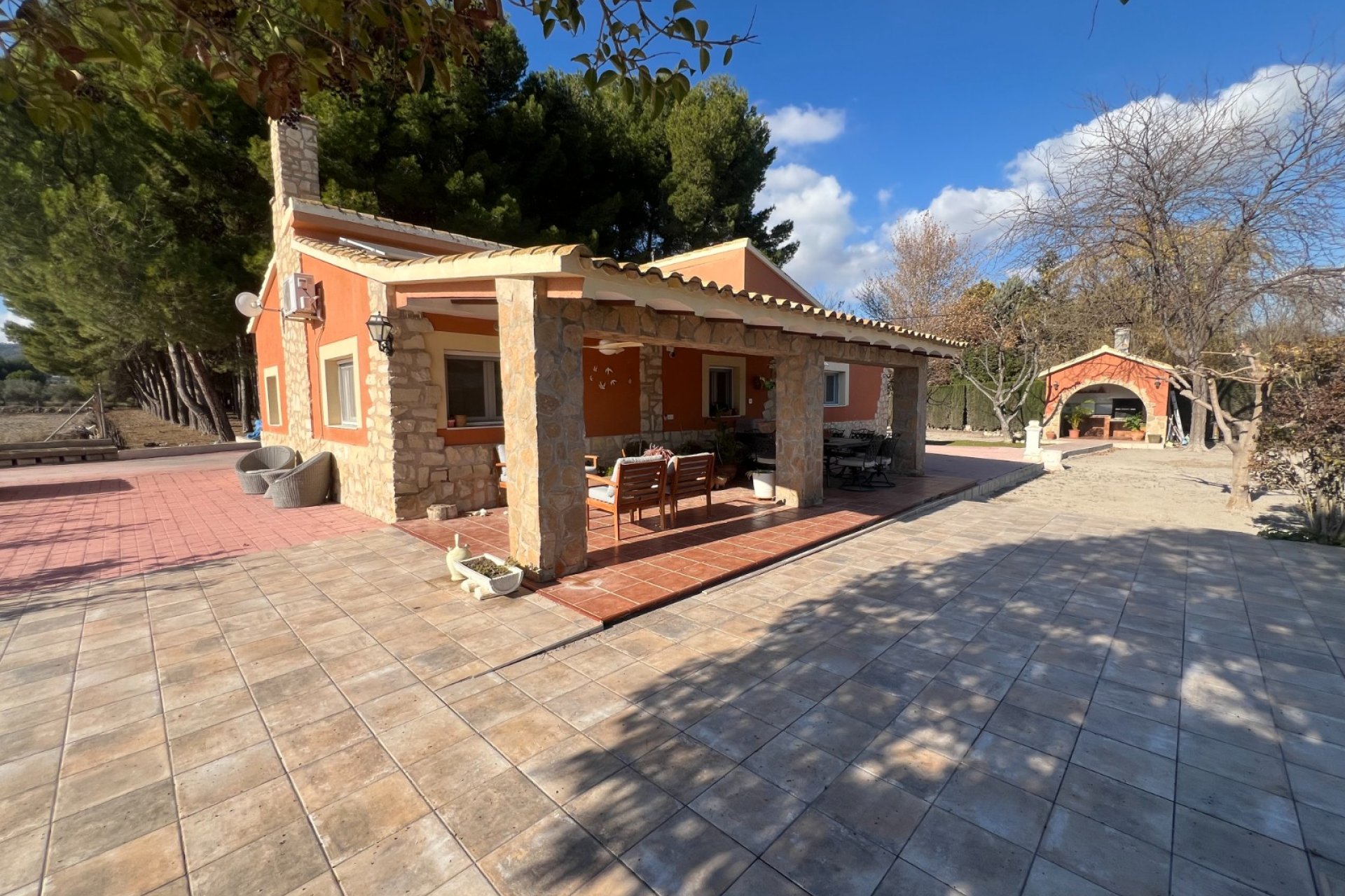 Herverkoop - Country House -
Salinas