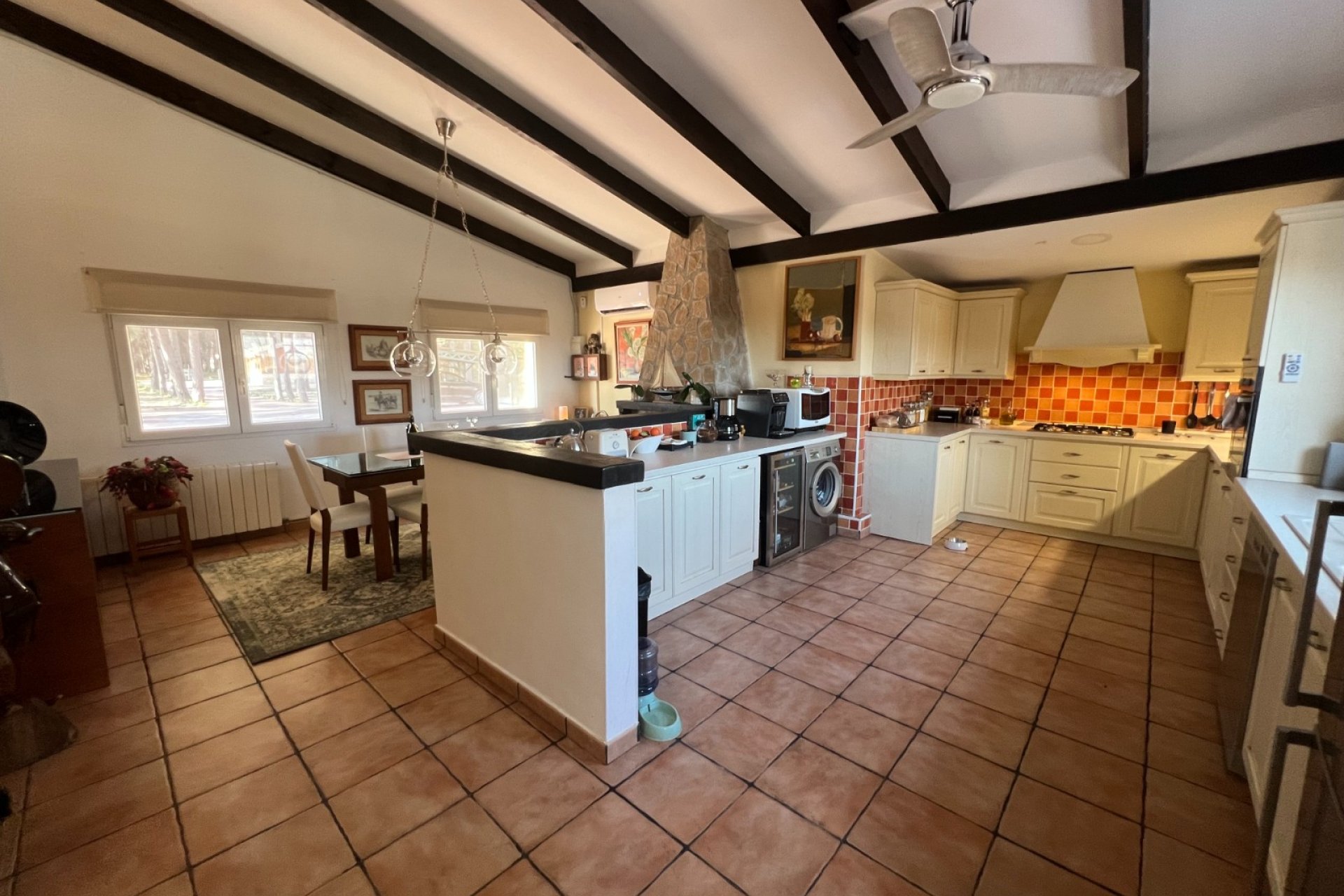 Herverkoop - Country House -
Salinas