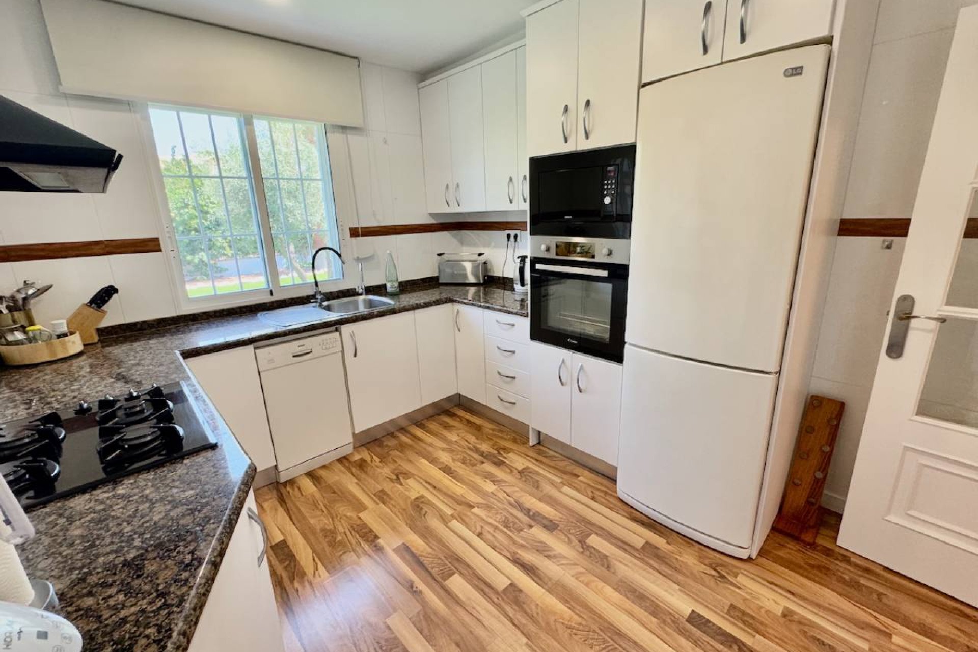 Herverkoop - Country House -
Torrellano